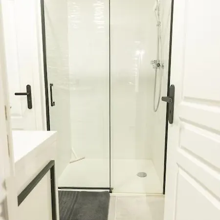 La Mezzanina - Hypercentre - Gare Angers