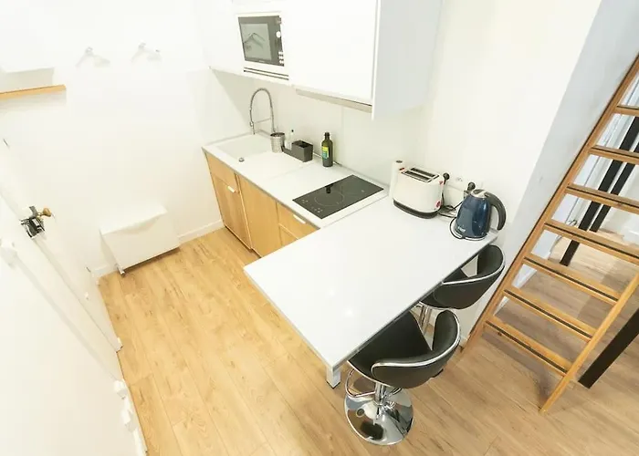 La Mezzanina - Hypercentre - Gare Angers